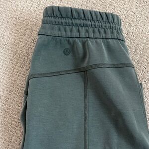 lululemon softstreme pants